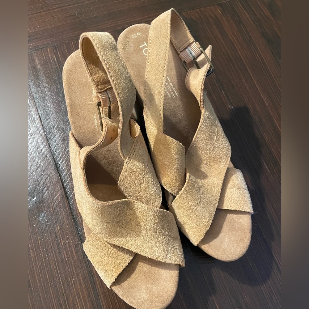 TOMS Women’s Honey Suede Ibiza Sandals Heeled